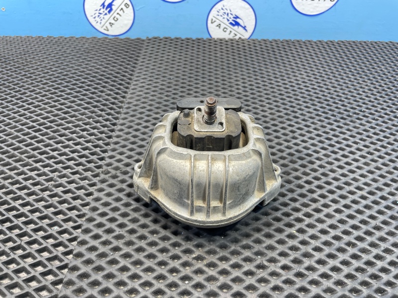 Опора двигателя, 1000 рублей, Санкт-Петербург