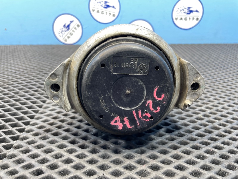 Опора двигателя, 1000 рублей, Санкт-Петербург