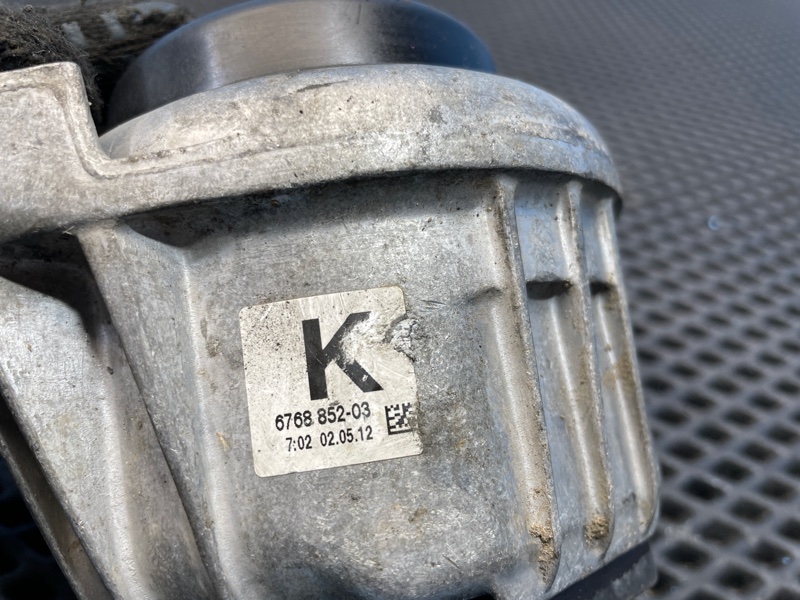 Опора двигателя, 1000 рублей, Санкт-Петербург