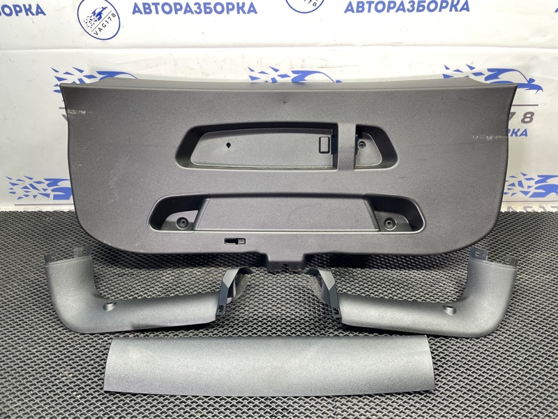 Обшивка двери багажника, 1000 рублей, Санкт-Петербург