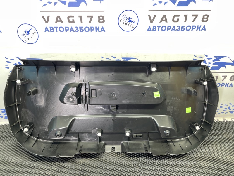 Обшивка двери багажника, 1000 рублей, Санкт-Петербург