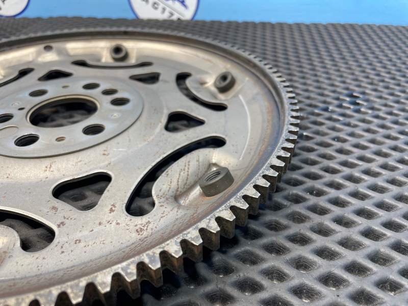 Маховик, 1500 рублей, Санкт-Петербург