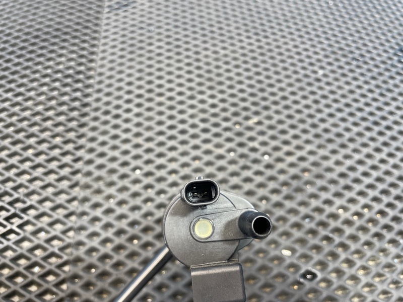 Клапан вентиляции топливного бака, 1500 рублей, Санкт-Петербург