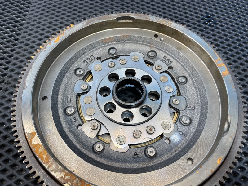 Маховик, 10000 рублей, Санкт-Петербург