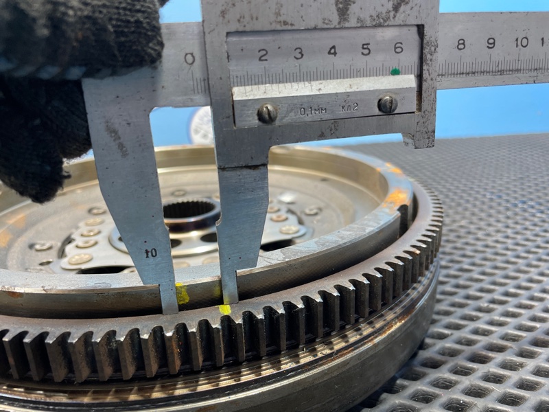 Маховик, 10000 рублей, Санкт-Петербург