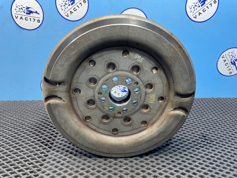 Маховик, 10000 рублей, Санкт-Петербург