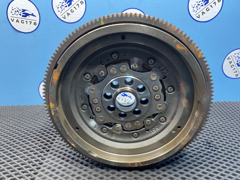 Маховик, 10000 рублей, Санкт-Петербург