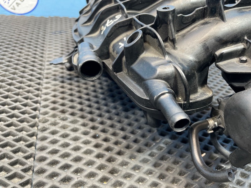 Коллектор впускной, 9500 рублей, Санкт-Петербург