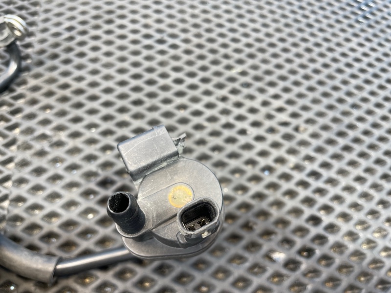 Клапан вентиляции топливного бака, 900 рублей, Санкт-Петербург