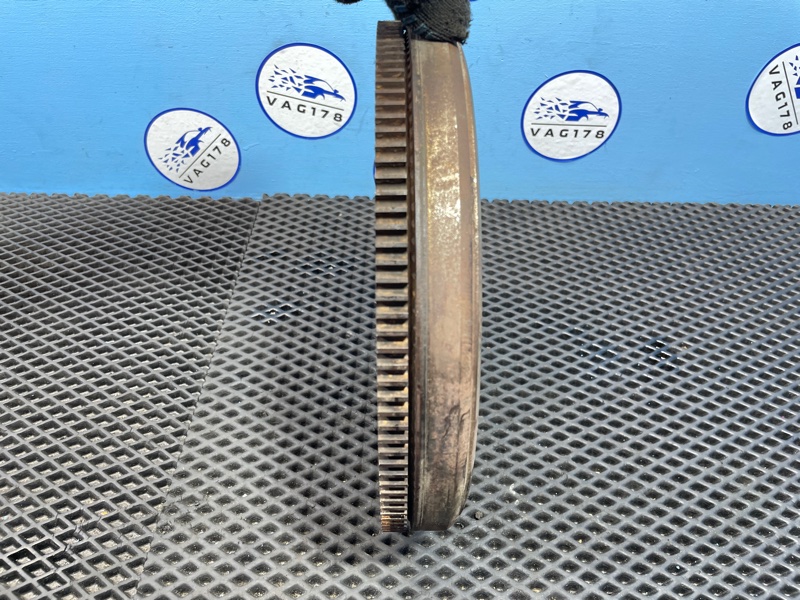 Маховик, 10000 рублей, Санкт-Петербург