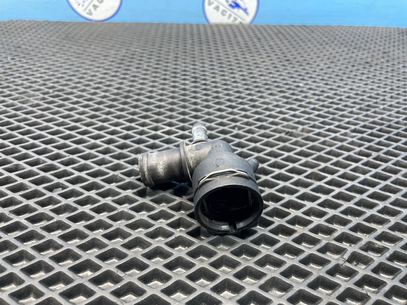 Фланец системы охлаждения, 1000 рублей, Санкт-Петербург