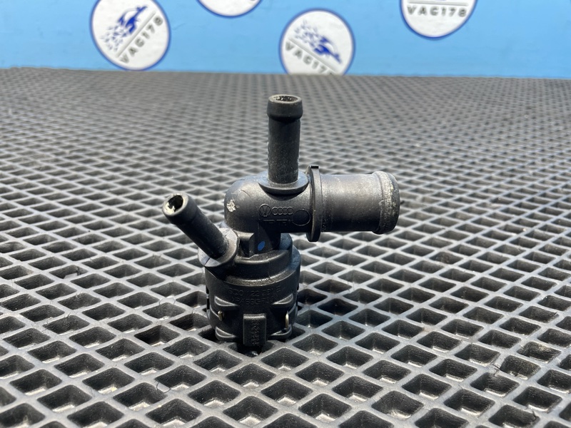 Фланец системы охлаждения, 1000 рублей, Санкт-Петербург