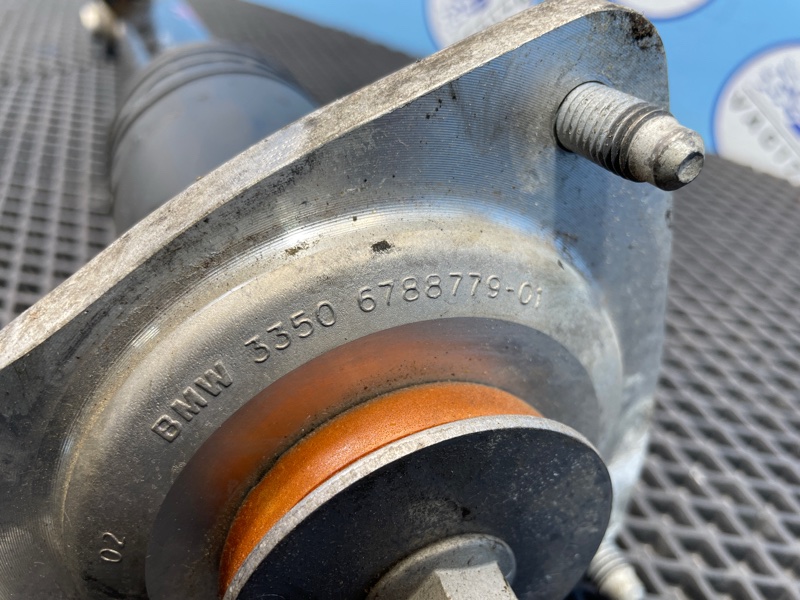 Амортизатор, 1000 рублей, Санкт-Петербург