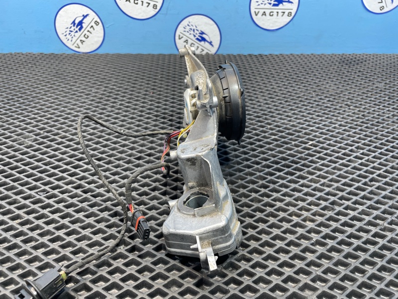 Мотор зеркала, 2000 рублей, Санкт-Петербург