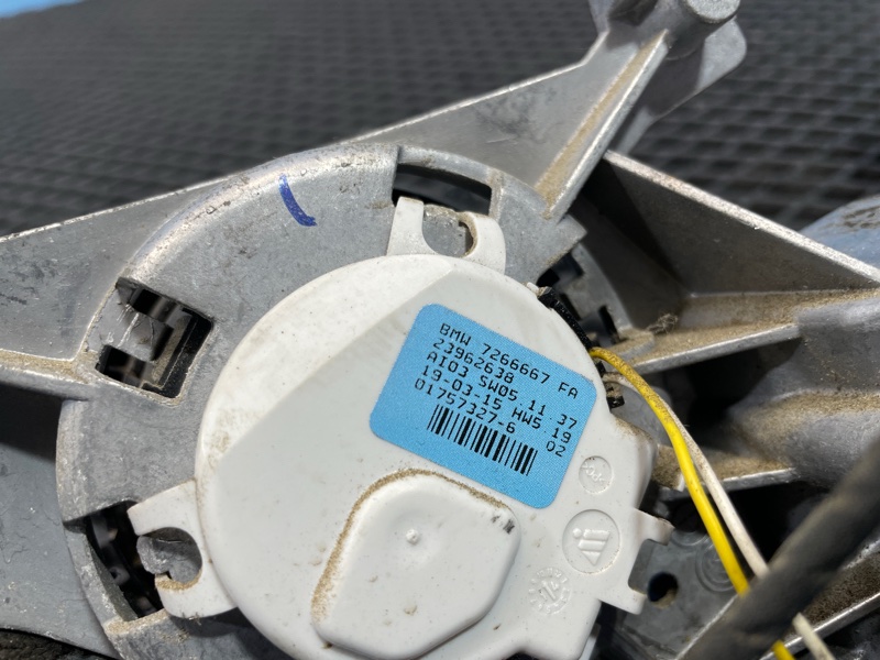 Мотор зеркала, 2000 рублей, Санкт-Петербург