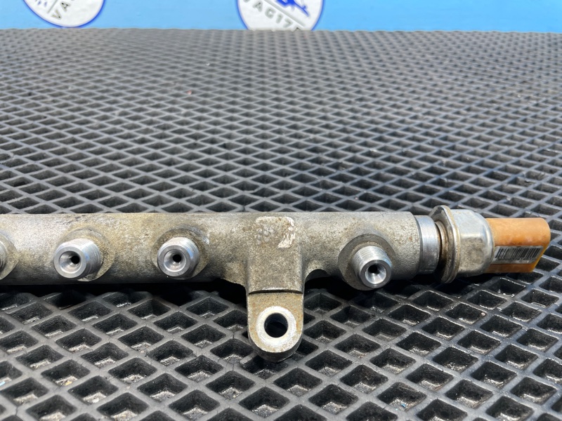 Топливная рампа, 2000 рублей, Санкт-Петербург