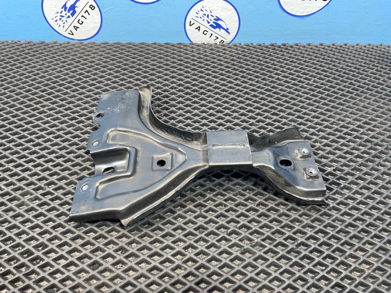 Кронштейн замка капота, 1500 рублей, Санкт-Петербург