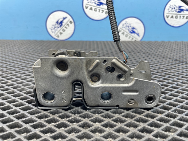 Замок капота, 1400 рублей, Санкт-Петербург