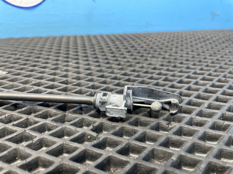 Трос открывания капота, 1000 рублей, Санкт-Петербург