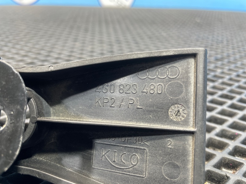 Крючок капота, 1200 рублей, Санкт-Петербург