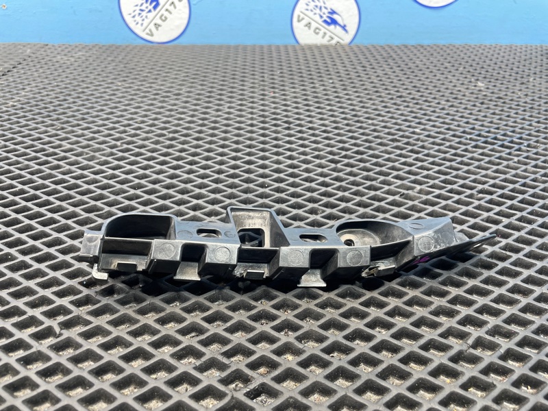 Направляющая бампера, 1000 рублей, Санкт-Петербург