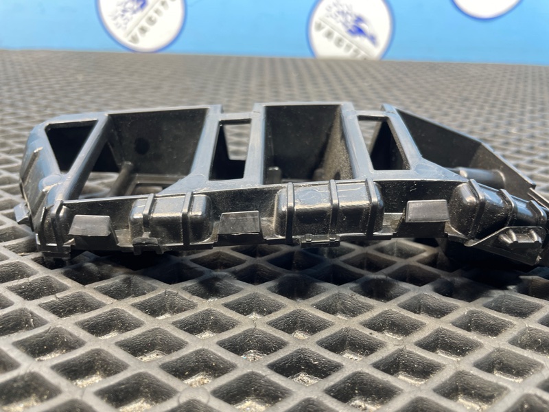 Направляющая бампера, 2000 рублей, Санкт-Петербург