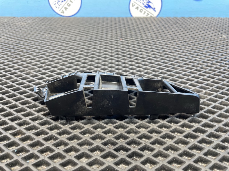 Направляющая бампера, 2000 рублей, Санкт-Петербург