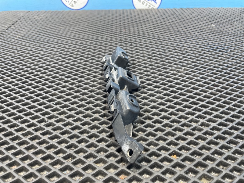 Направляющая бампера, 1000 рублей, Санкт-Петербург