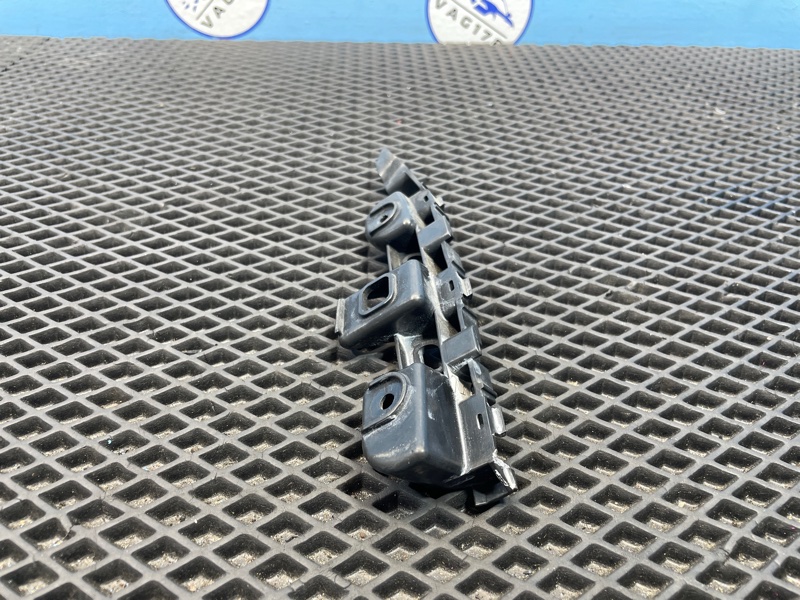 Направляющая бампера, 1000 рублей, Санкт-Петербург