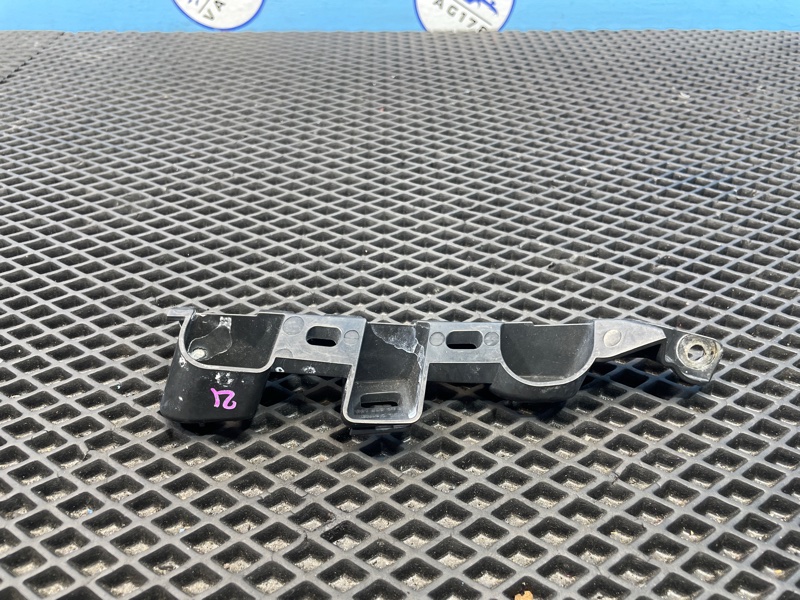 Направляющая бампера, 1000 рублей, Санкт-Петербург