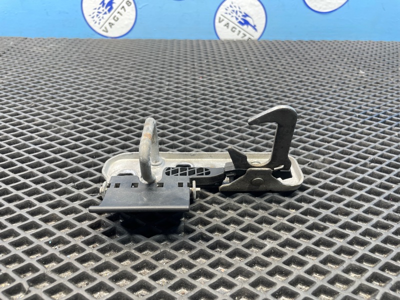 Крючок капота, 1000 рублей, Санкт-Петербург