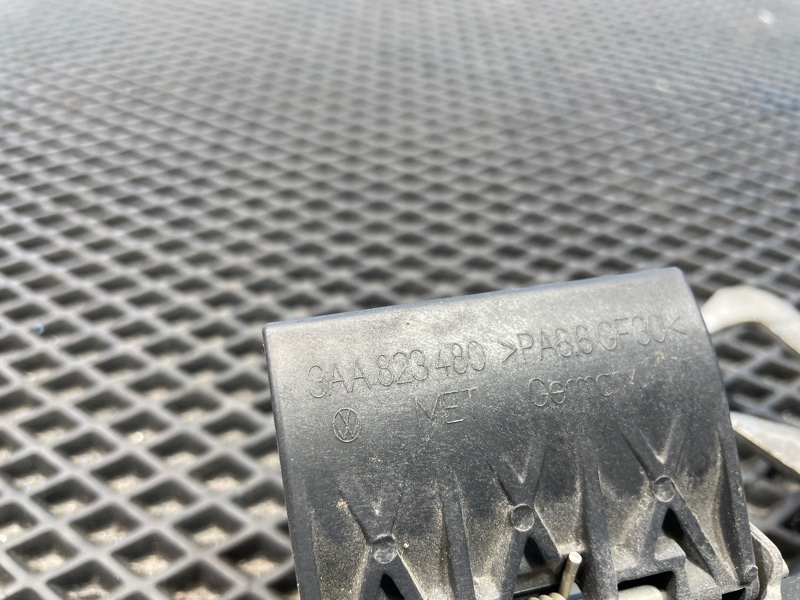 Крючок капота, 1000 рублей, Санкт-Петербург