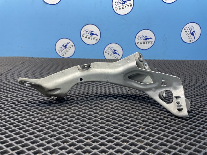 Кронштейн крепления крыла, 1900 рублей, Санкт-Петербург