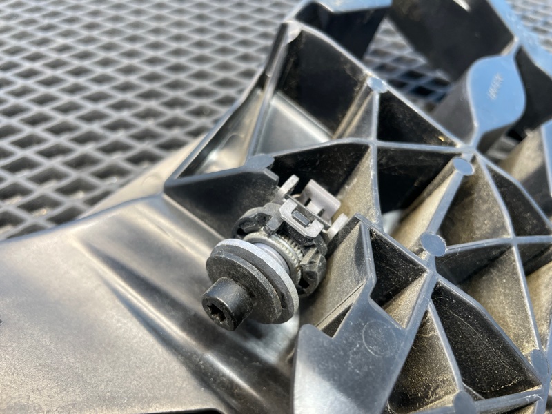 Кронштейн фар, 2200 рублей, Санкт-Петербург