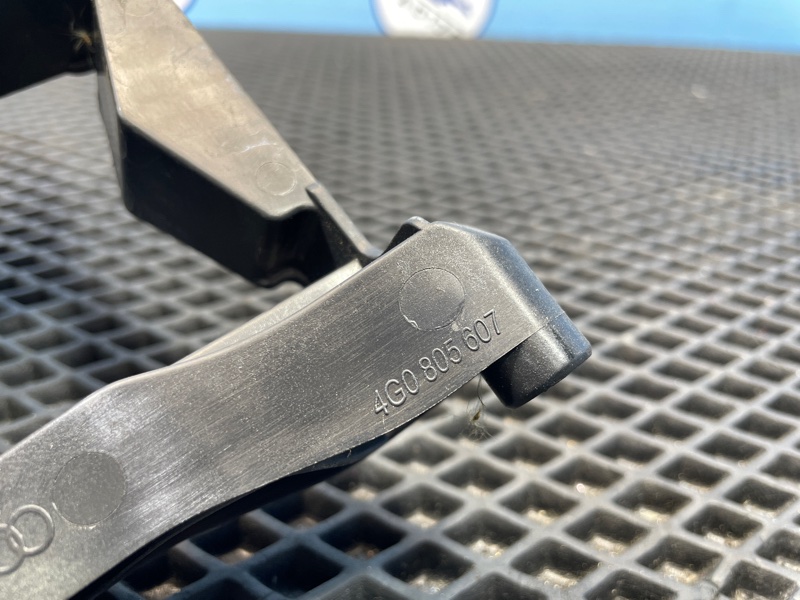 Кронштейн фар, 2200 рублей, Санкт-Петербург