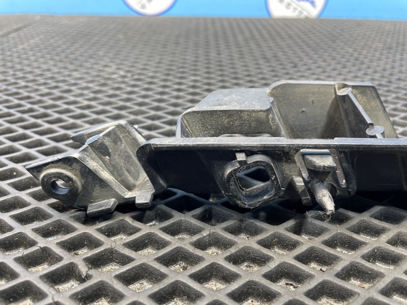 Направляющая бампера, 1200 рублей, Санкт-Петербург