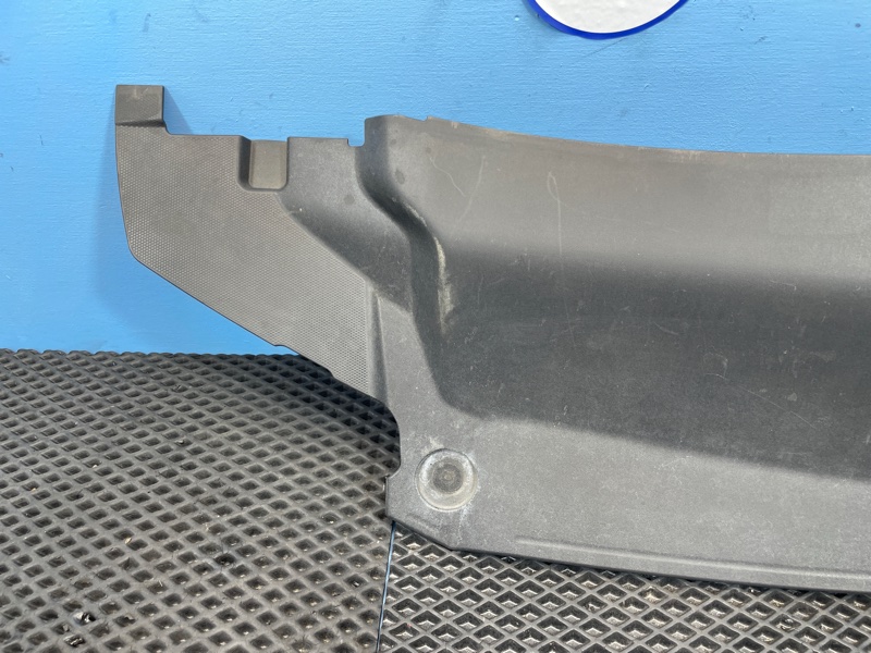 Кожух замка капота, 1500 рублей, Санкт-Петербург