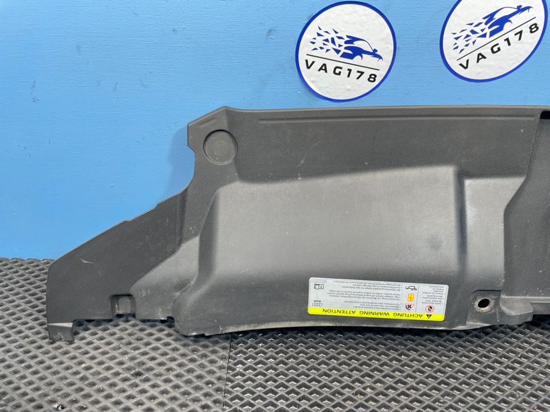 Кожух замка капота, 1000 рублей, Санкт-Петербург