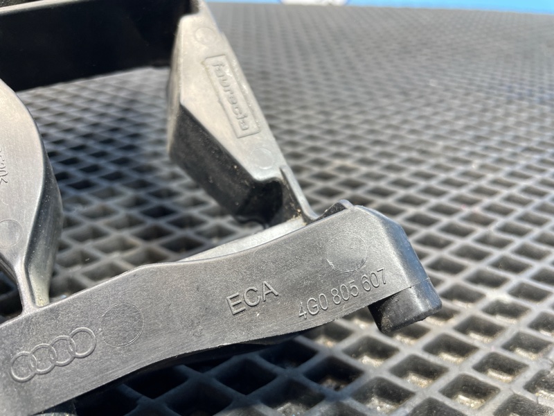 Кронштейн фар, 2200 рублей, Санкт-Петербург