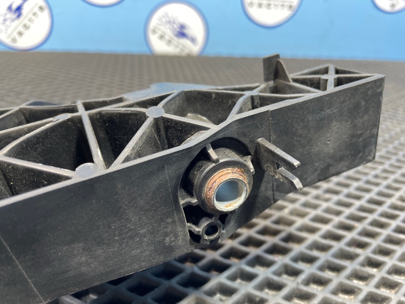 Кронштейн фар, 2200 рублей, Санкт-Петербург