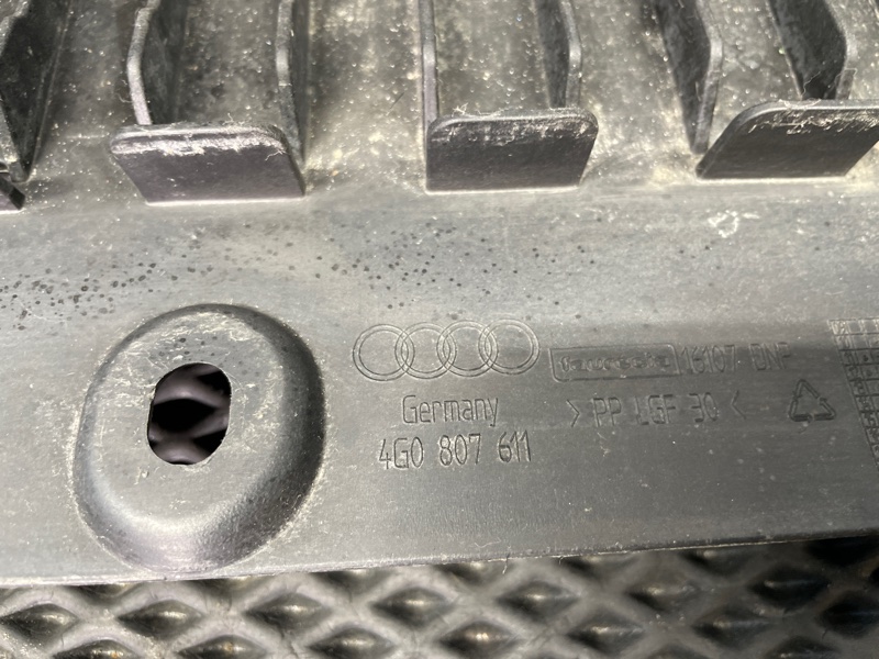 Бампер, 33000 рублей, Санкт-Петербург