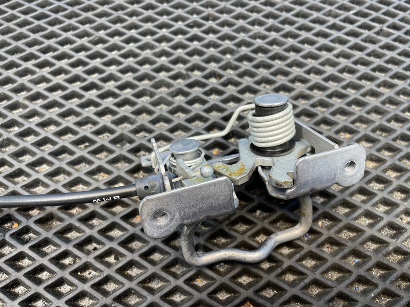 Замок капота, 1500 рублей, Санкт-Петербург