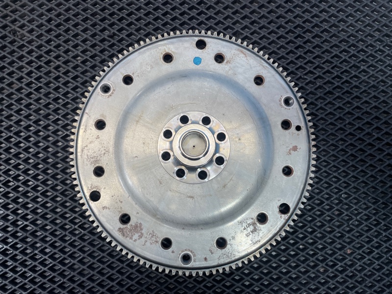 Маховик, 1500 рублей, Санкт-Петербург