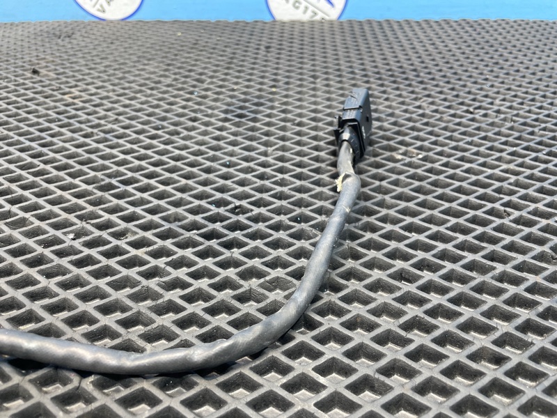 Датчик кислородный, 2000 рублей, Санкт-Петербург