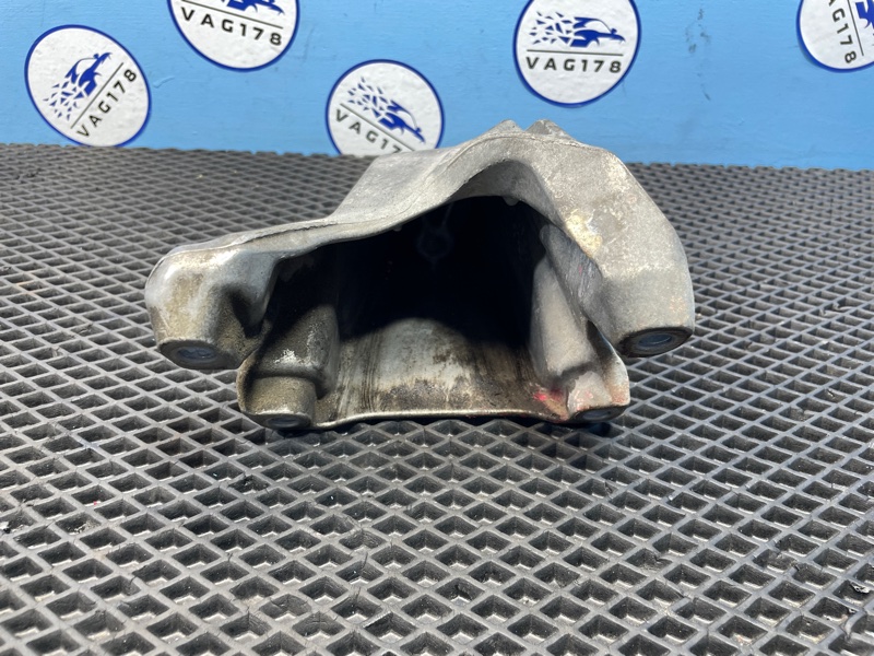 Кронштейн двигателя, 2000 рублей, Санкт-Петербург