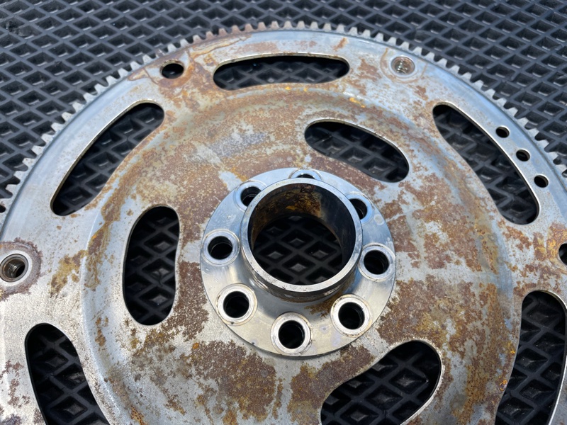 Маховик, 2000 рублей, Санкт-Петербург