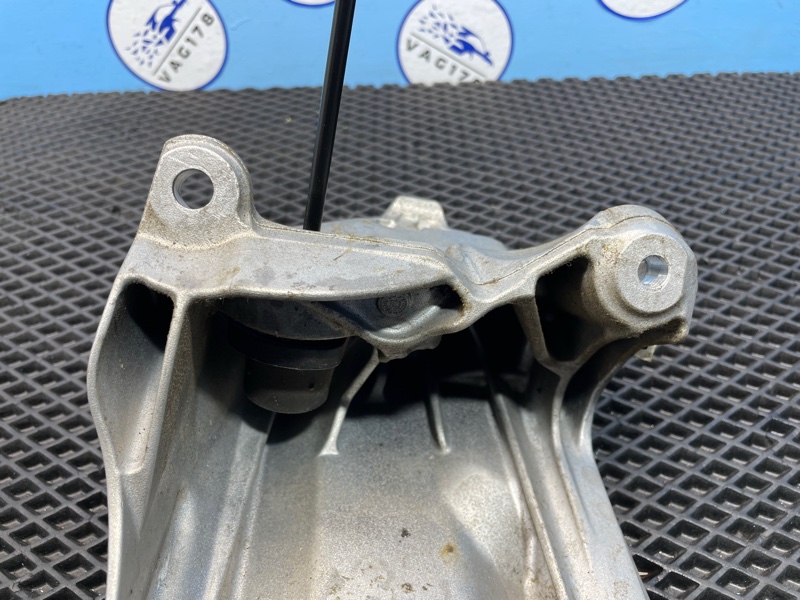 Кронштейн двигателя, 2000 рублей, Санкт-Петербург