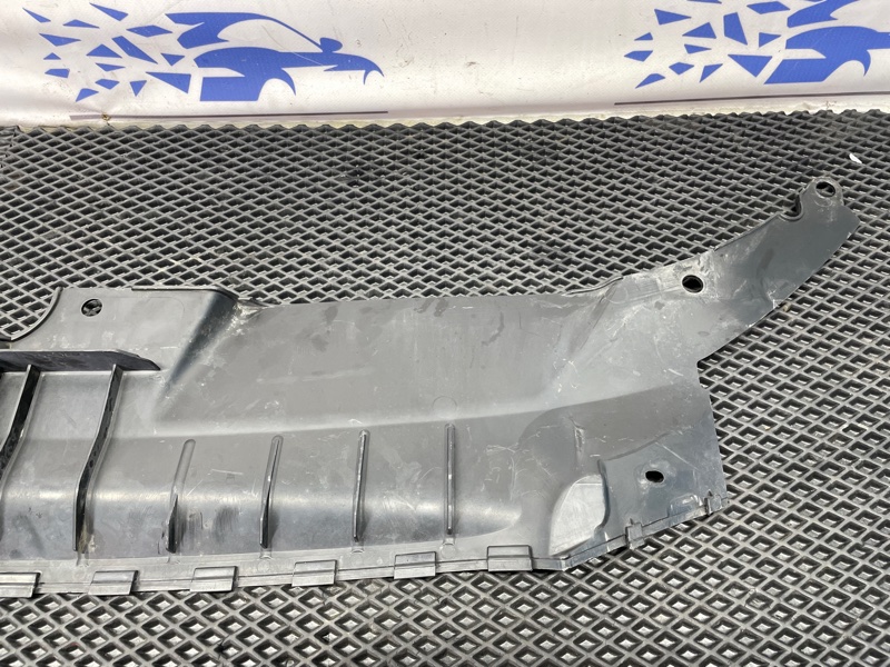 Кожух замка капота, 1000 рублей, Санкт-Петербург