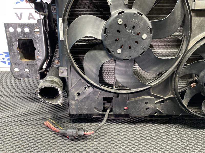 Панель передняя, 20000 рублей, Санкт-Петербург