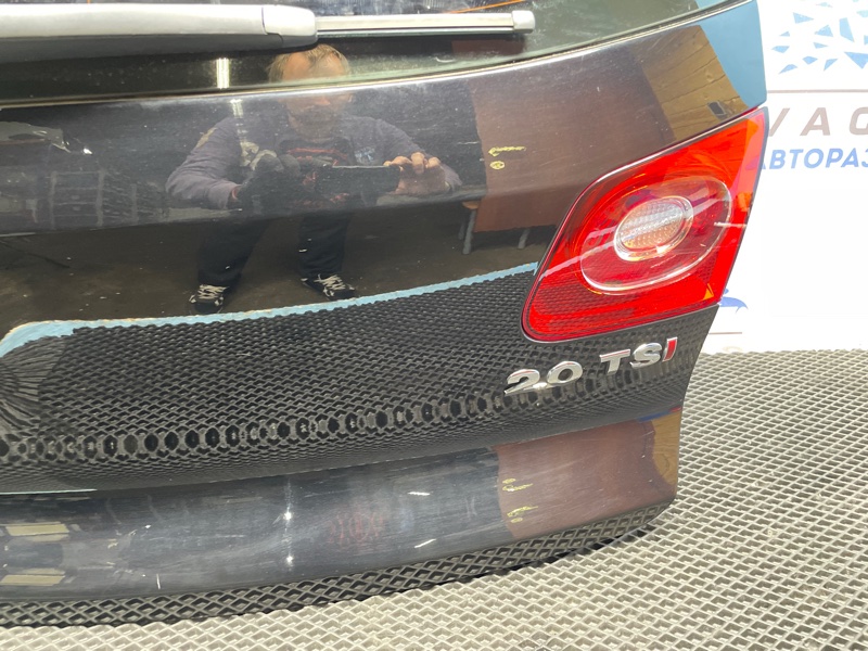 Дверь багажника, 18000 рублей, Санкт-Петербург